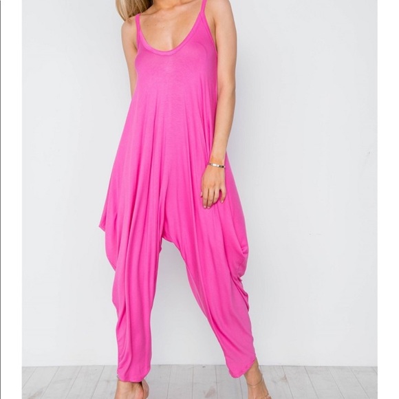 Arrived 😆💕Pretty in Pink Cami Romper 💕 - Picture 2 of 6